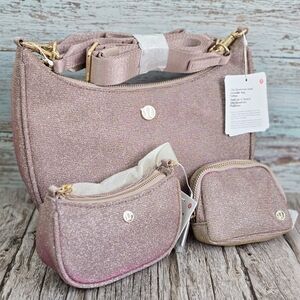 *NWT* LULULEMON City Essentials Shoulder Bag 3L & Acessories  - Glitter Pink